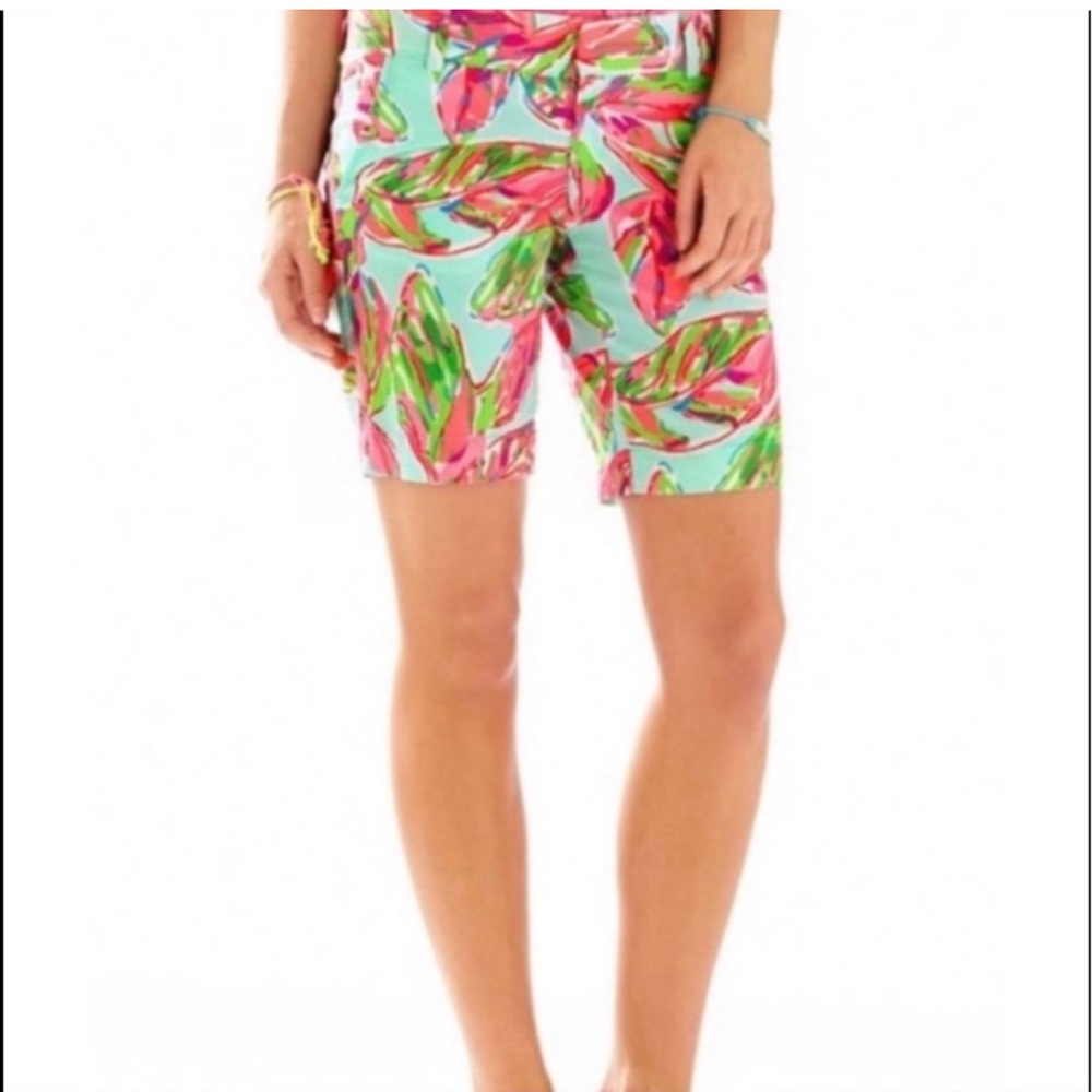 Lilly Pulitzer Chipper Short VGUC/GUC In The Vias Size 6